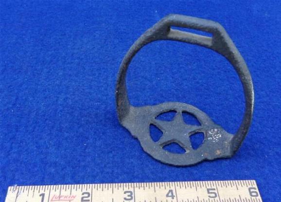 RARE Stirrup with Cut-Out 5-Point Star foot pad