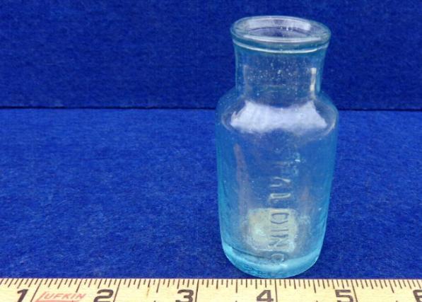 Very Fine Pontilled Civil War Period Spaulding's Glue Bottle 