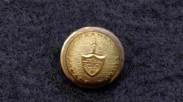 Fine Post War Arkansas State Seal Cuff Button 