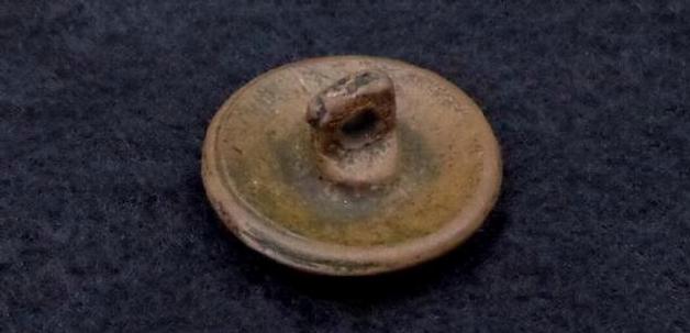 Very Nice Dug Confederate Cast -I Infantry Coat Button