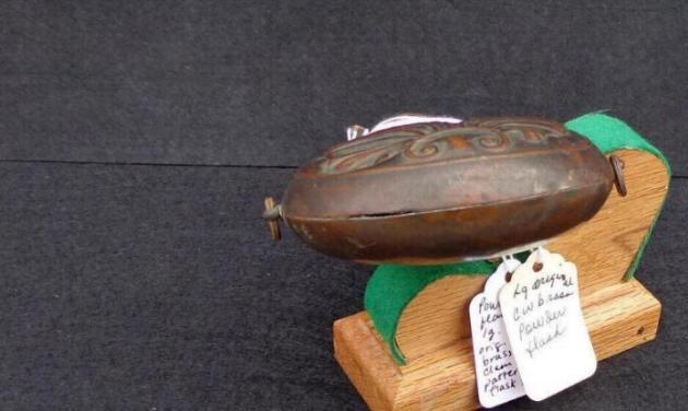 Beautiful Patina on this Pre-Civil War/Civil War Period Clamshell Powder Flask