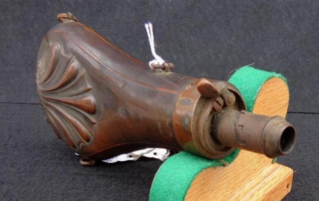 Beautiful Patina on this Pre-Civil War/Civil War Period Clamshell Powder Flask