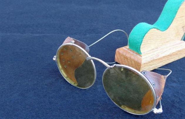 Fine Early Willson Aviator/Motorcycle/Automobile Goggles 