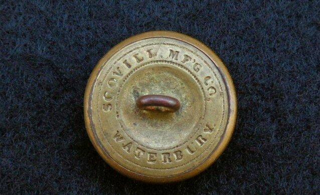 Very Fine Non Dug Civil War Period VA20 Virginia State Seal Staff Officer's Coat Button 