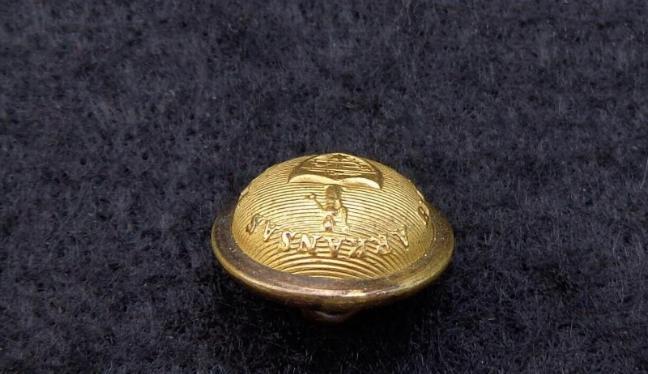 Fine Post War Arkansas State Seal Cuff Button 