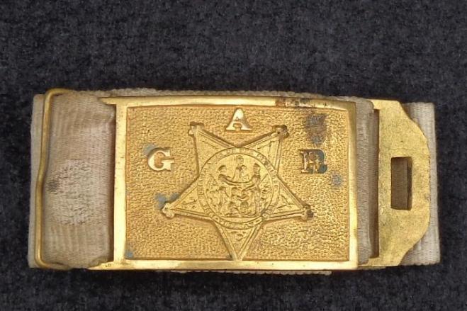 Grand Army of The Republic or G.A.R. White Cotton Waist Belt & Gilt Buckle 