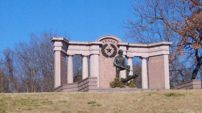 Texas Monument at Vicksburg National Park.