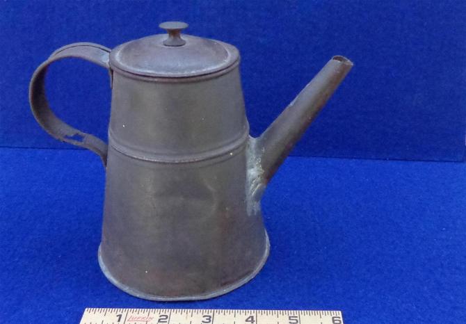 Fine Displaying Civil War Period, Personal Coffee Pot 